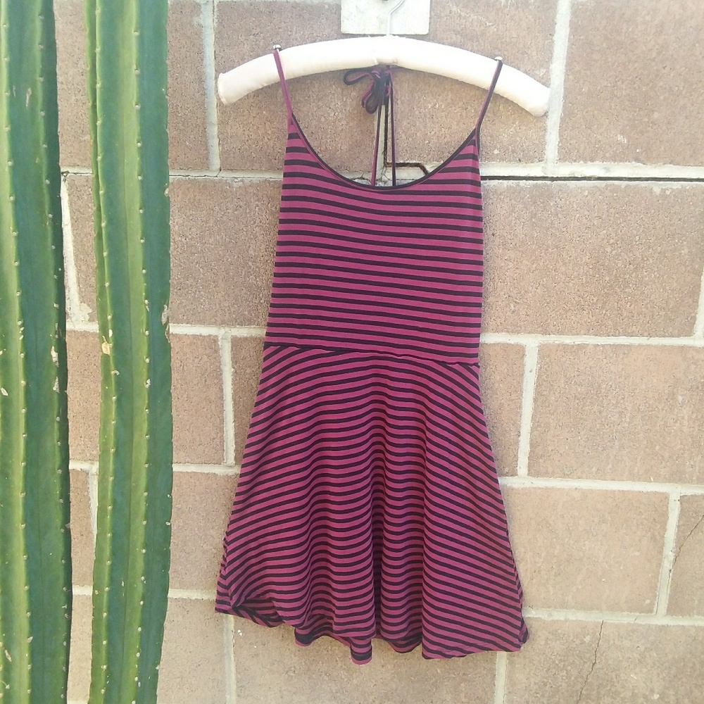 Forever 21 Spaghetti Strap Halter Dress
